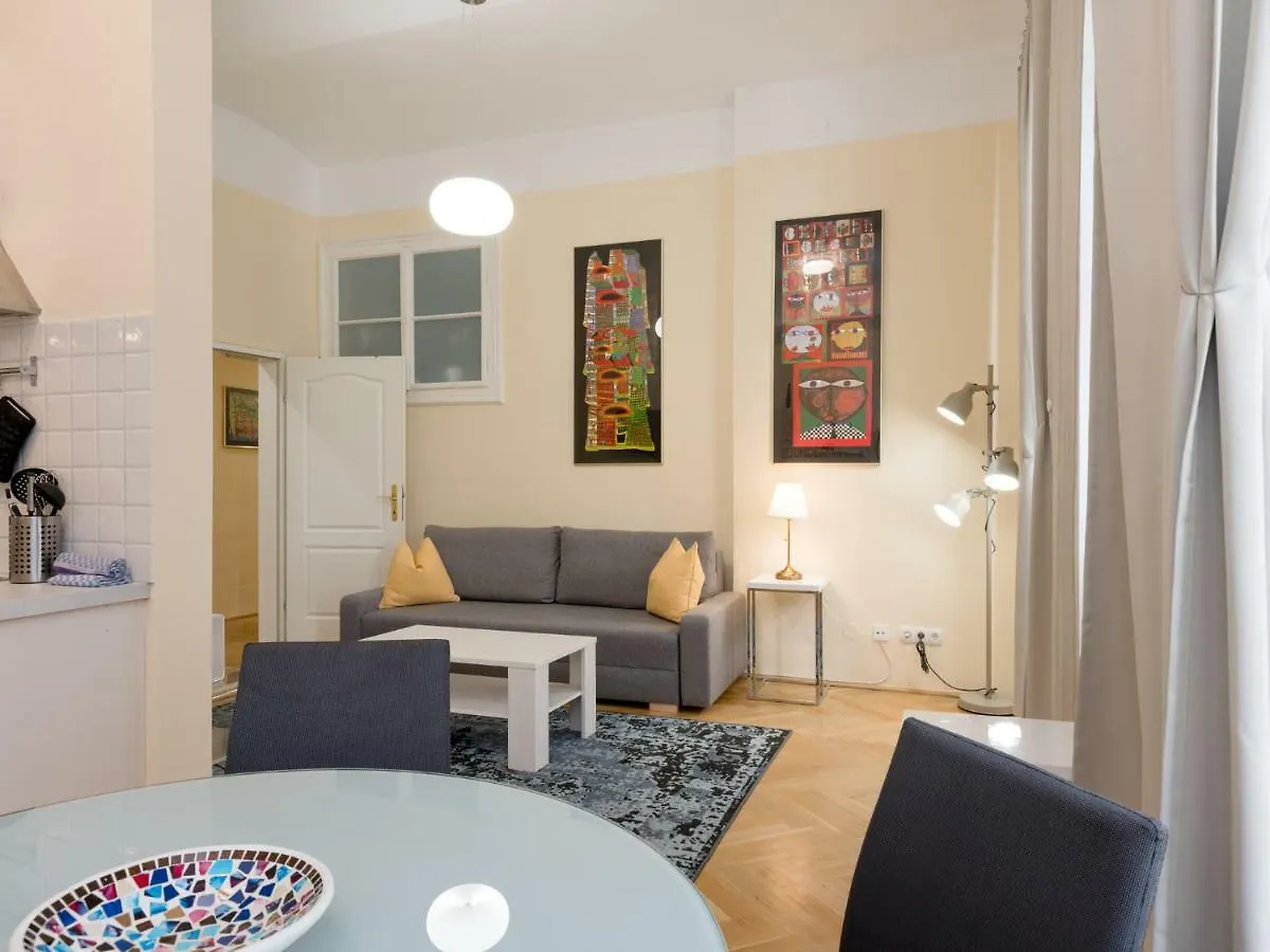 Vienna Apartment Stadtpark